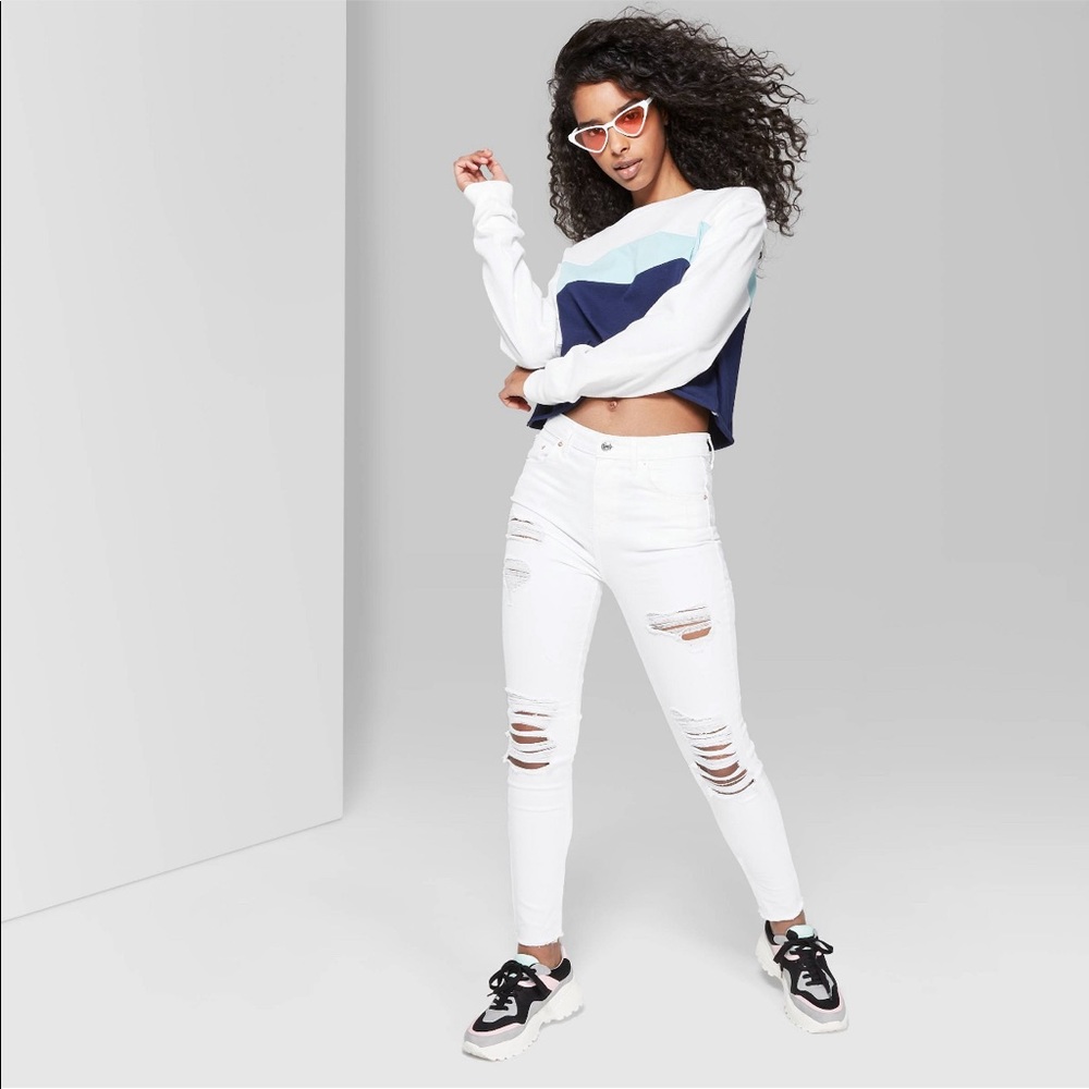Distressed Skinny Jeans
